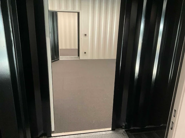 Container complex - afbeelding 60 van  86