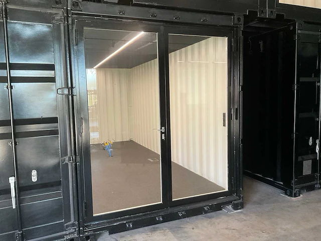 Container complex - afbeelding 56 van  86
