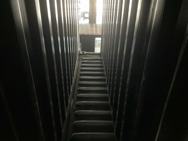 Container complex - afbeelding 69 van  86
