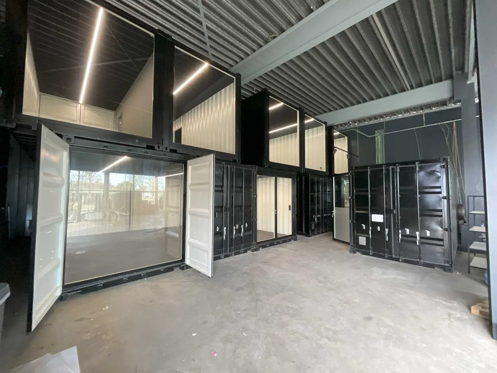 Container complex