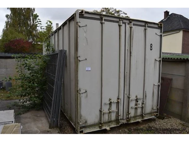 Container met inhoud - afbeelding 1 van  4