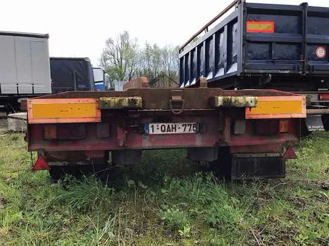Container oplegger - afbeelding 11 van  17