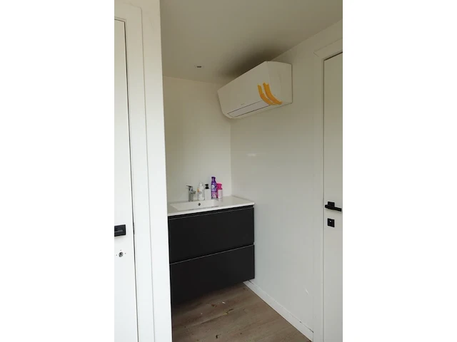Container-unit - afbeelding 15 van  15