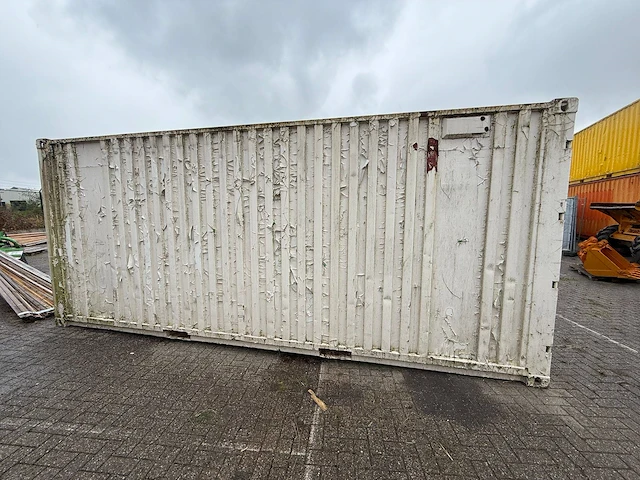 Container - afbeelding 1 van  1