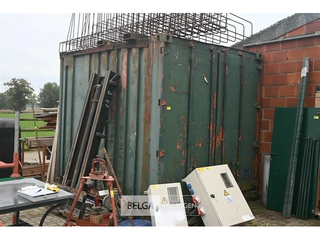 Container - afbeelding 1 van  7
