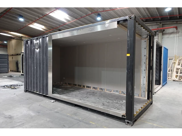 Container - afbeelding 1 van  10