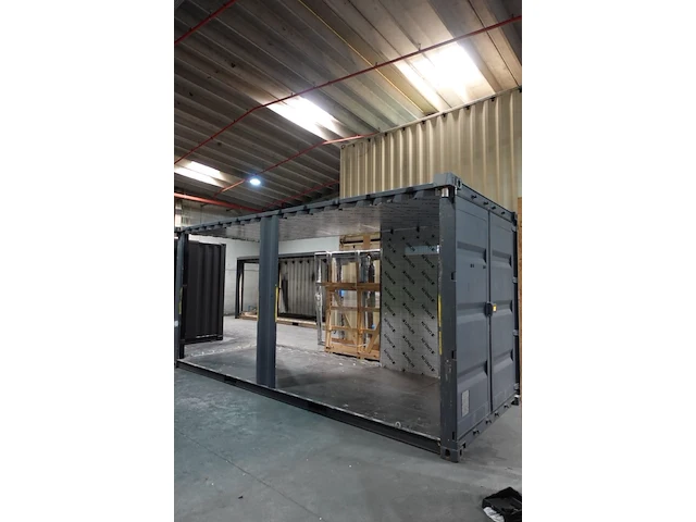 Container - afbeelding 2 van  3
