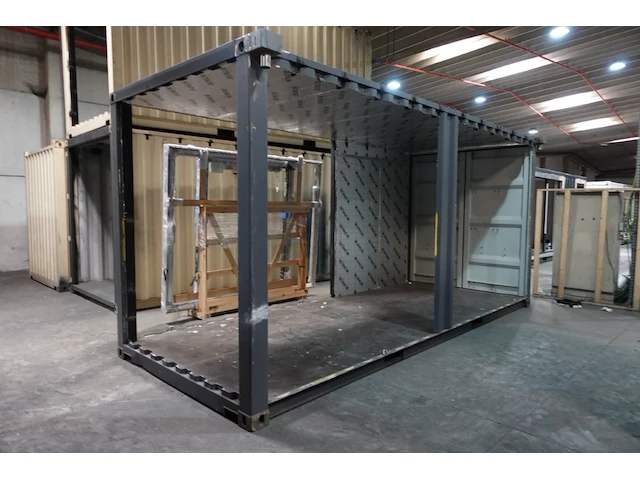 Container - afbeelding 3 van  3
