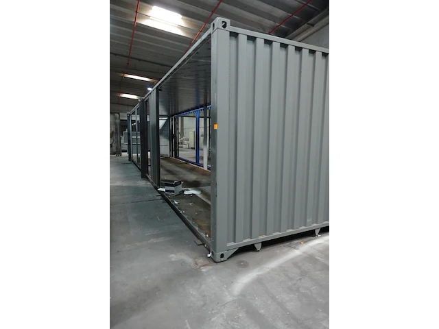 Container - afbeelding 1 van  3
