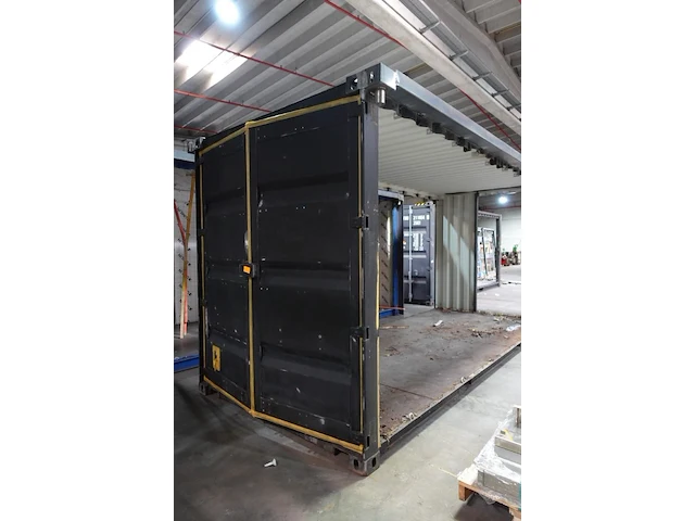 Container - afbeelding 3 van  3