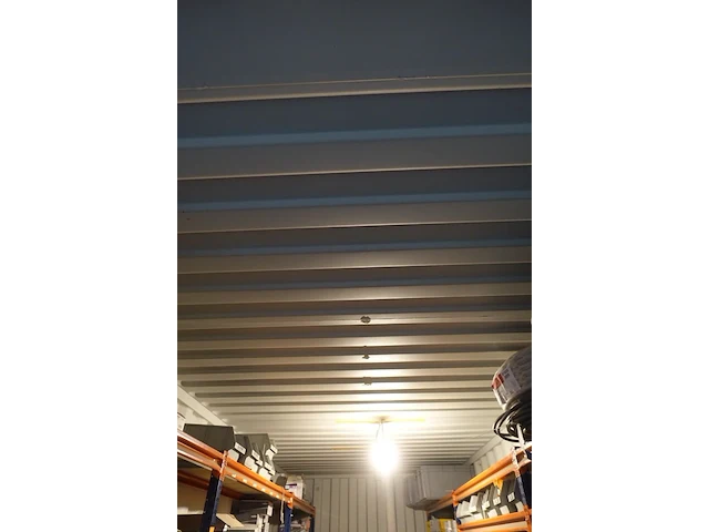 Container - afbeelding 6 van  6