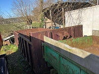 Container