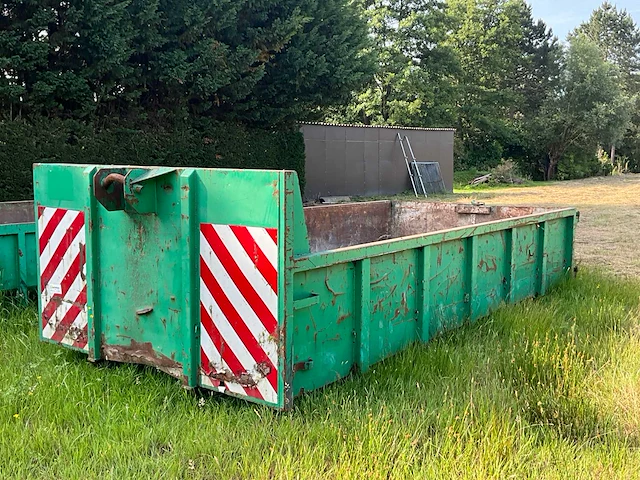 Container - afbeelding 1 van  13