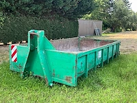 Container