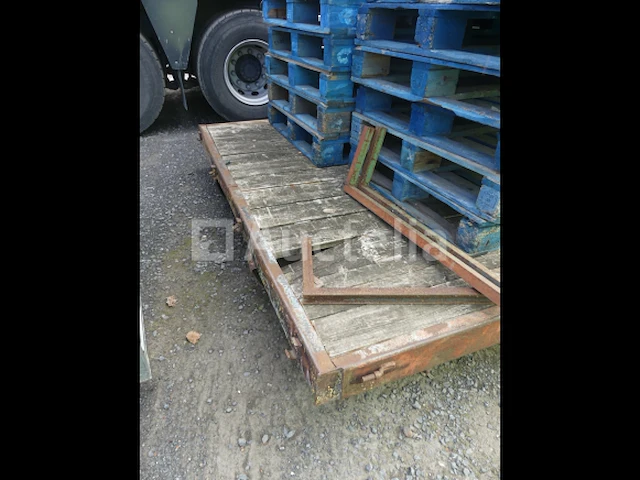 Containerframe met inhoud - afbeelding 3 van  10