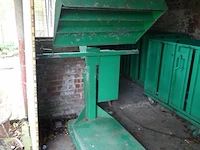Containerpers the green machine + 2x metalen kar + rolcontainer - afbeelding 1 van  5