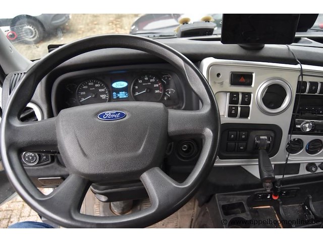 Containervrachtwagen ford, ford trucks chl1, datum eerste inschrijving 04/04/2023, nm0lkxtp6lnm94998, diesel, 8974cm³, 243kw, euro vi, 95186km - afbeelding 5 van  17