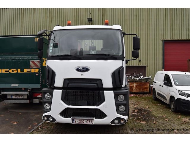 Containervrachtwagen ford, ford trucks chl1, datum eerste inschrijving 04/04/2023, nm0lkxtp6lnm94998, diesel, 8974cm³, 243kw, euro vi, 95186km - afbeelding 10 van  17