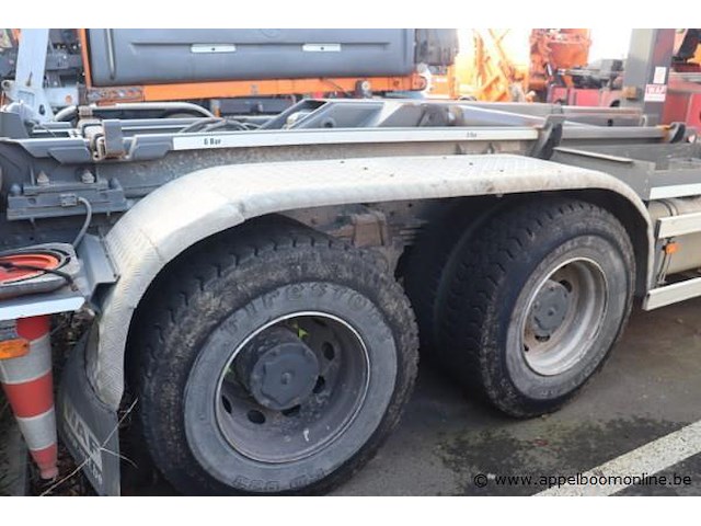 Containervrachtwagen iveco trakker ad 260t, datum 1ste inschrijving 14/10/2013, chassisnummer wjme2nps40c271248, km-stand keuring 10/24 47.853, euro eev, diesel, kenteken i+ii, gelijkvormigheidssattest - afbeelding 5 van  21