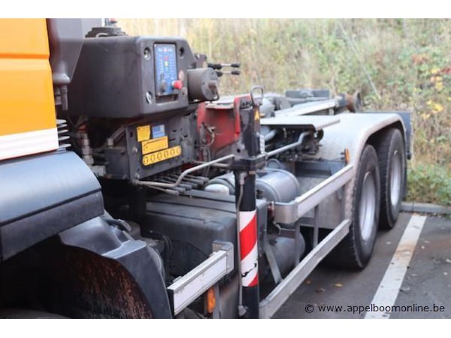 Containervrachtwagen iveco trakker ad260t36, datum 1ste inschrijving 11/9/2011, chassisnummer wjme2nps40c238207, km-stand keuring 9/25 31.445, euro 5, diesel, kenteken, gelijkvormigheidssattest - afbeelding 13 van  17