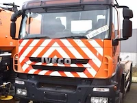 Containervrachtwagen iveco trakker,diesel,7790cm³,265kw,1e inschr 19/7/12, wjme2nps40c250600,kmstand vlg ltste keuring dd 05/9/23: 145583km, co²-uitstoot ng, euro v,kenteken,gelijkvormigheidsattest, keuring tot 05/9/24, 2sleutels - afbeelding 1 van  19