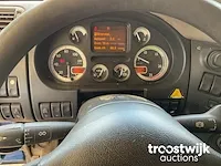 Containervrachtwagen - afbeelding 6 van  38