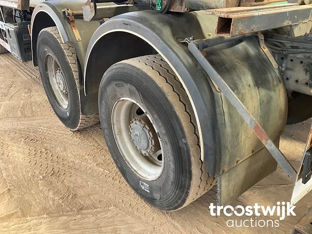 Containervrachtwagen - afbeelding 24 van  38