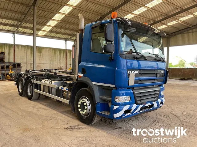 Containervrachtwagen - afbeelding 23 van  38