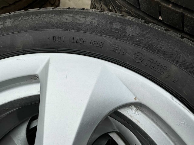 Continental contiwintercontact autoband met bmw velg (4x) - afbeelding 8 van  10