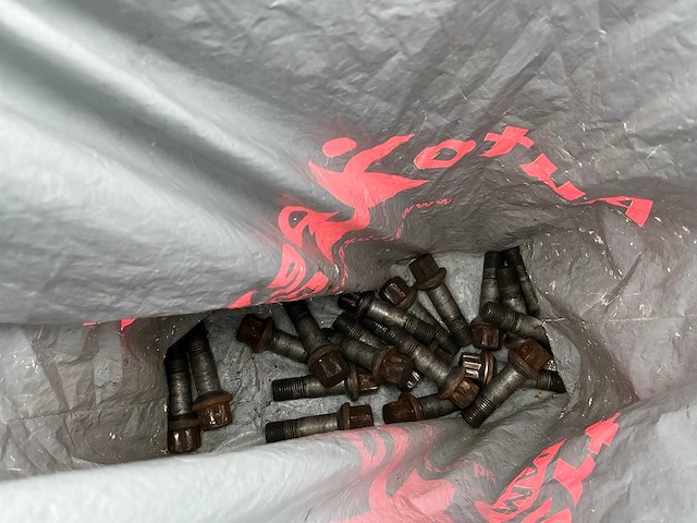 Continental crosscontact uhp autoband met aluminium velg (4x) - afbeelding 3 van  11