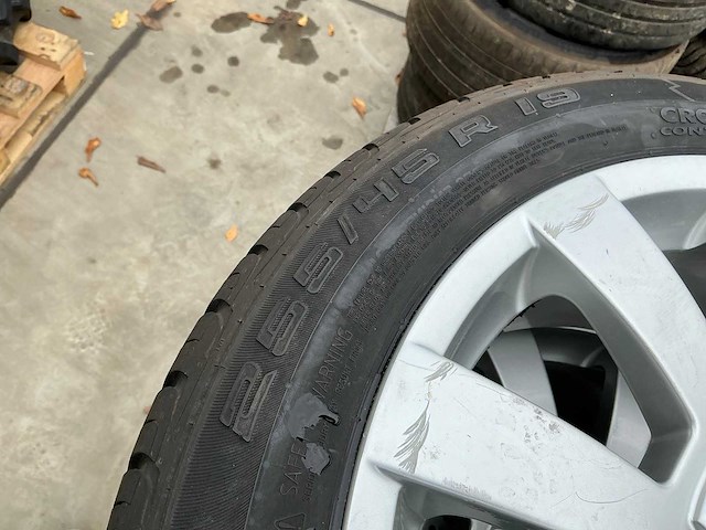 Continental crosscontact uhp autoband met aluminium velg (4x) - afbeelding 8 van  11