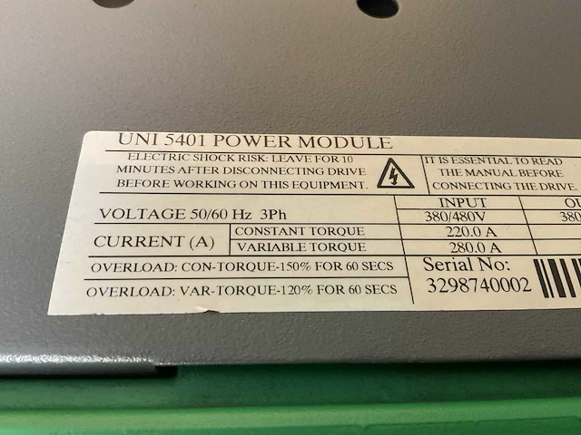 Control techniques uni4501 power mudule frequentieregelaar - afbeelding 7 van  8