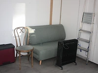Convectorkachel aerian, koelkast inuvik, fruitschaal, groene zitbank-divanbed, pedaalemmer, alu trapladder met 4 treden, (115,140,141,142,143,144) - afbeelding 1 van  5