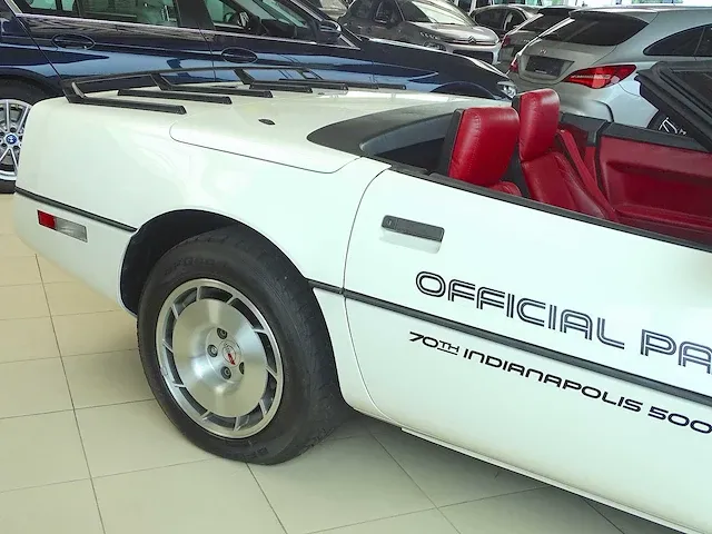 Corvette c4 convertible 'indianapolis 500' - afbeelding 8 van  42