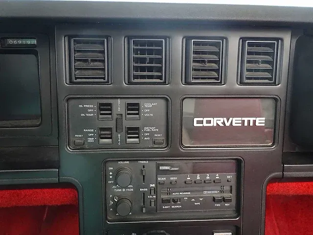 Corvette c4 convertible 'indianapolis 500' - afbeelding 20 van  42