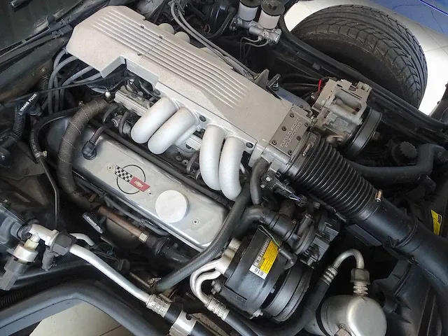 Corvette c4 convertible 'indianapolis 500' - afbeelding 33 van  42