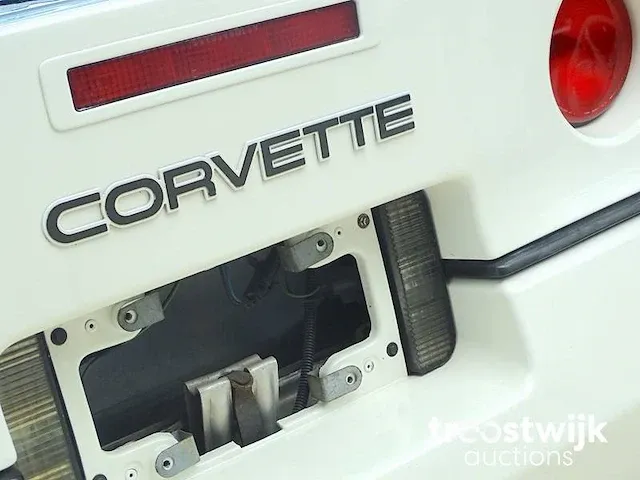 Corvette c4 convertible 'indianapolis 500' - afbeelding 13 van  42