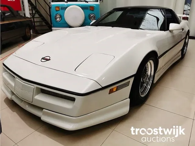 Corvette c4 targa ('monster greenwood'-kit) - afbeelding 1 van  33