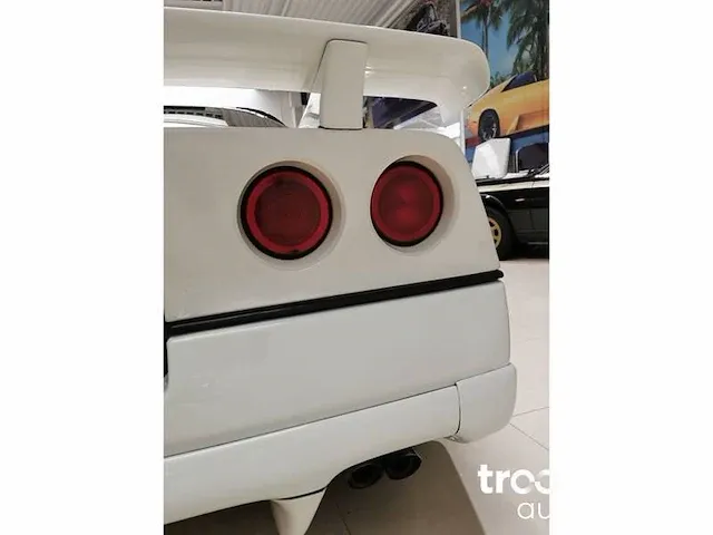 Corvette c4 targa ('monster greenwood'-kit) - afbeelding 32 van  33