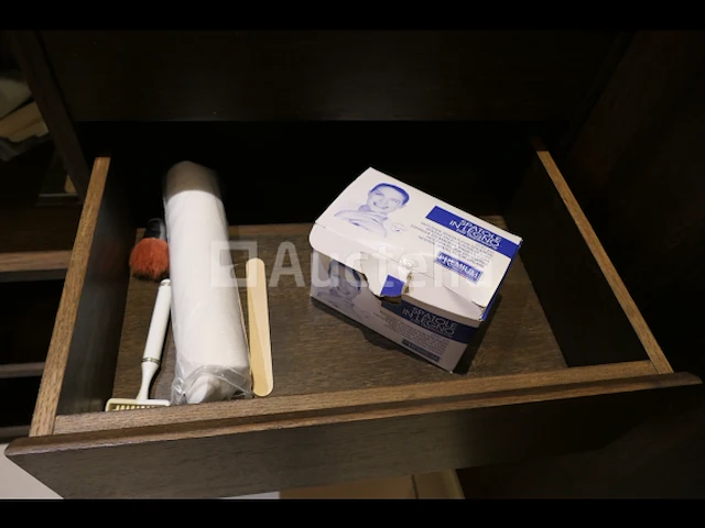 Cosmetica en lichaamsverzorging - afbeelding 9 van  18