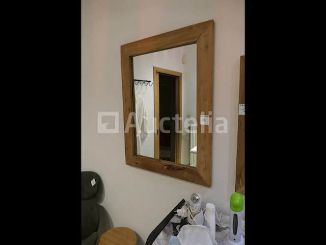 Cosmetica en lichaamsverzorging - afbeelding 16 van  18