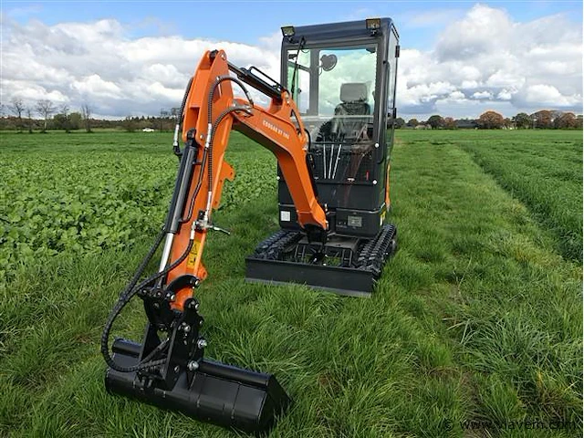 Cougar - 2025 - xt-18u - minigraafmachine - afbeelding 28 van  34