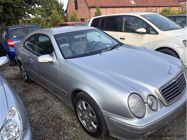 Coupé - afbeelding 2 van  7