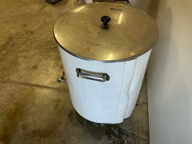 Craft brewery equipment-bundel - afbeelding 22 van  52