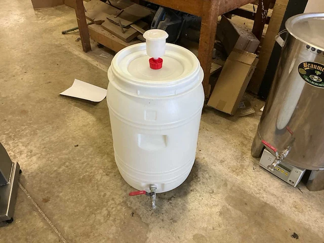 Craft brewery equipment-bundel - afbeelding 32 van  52
