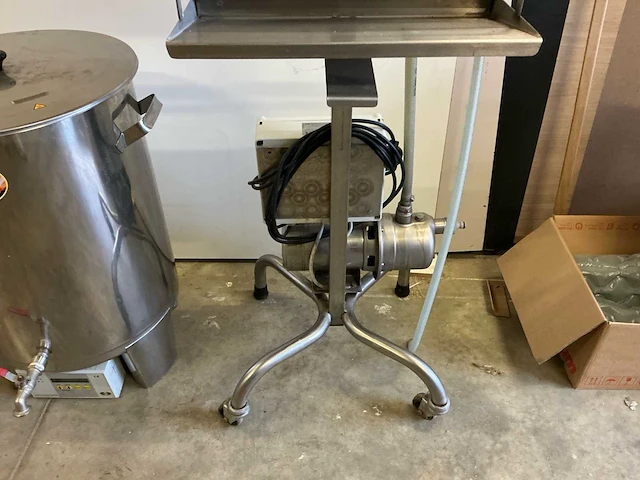 Craft brewery equipment-bundel - afbeelding 52 van  52