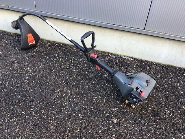 Craftsman 18-in. benzine bosmaaier - afbeelding 1 van  4