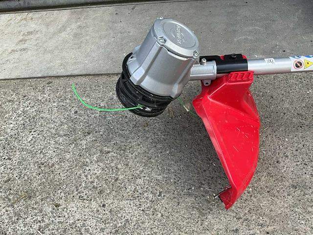 Cramer bosmaaier accu 82v inclusief lader - afbeelding 15 van  16
