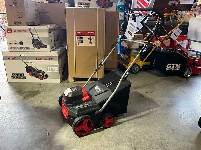 Cramer xcr48sc36 accu verticuteermachine - afbeelding 1 van  6