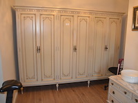 Craquelé slaapkamerkast met 6 deuren, carquelé commode met marmeren blad en 4 lades, craqluelé nachtkastje met marmeren blad en 2 lades - afbeelding 4 van  19